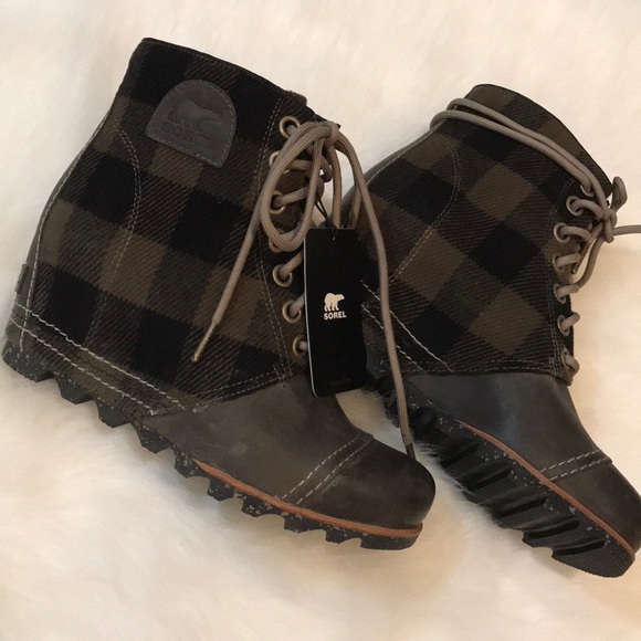 sorel plaid wedge boots